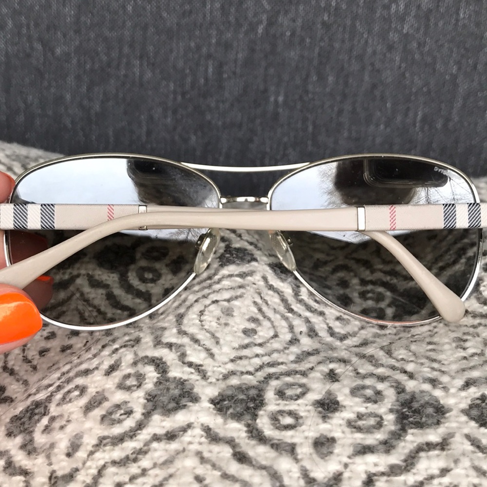 AUTHENTIC BURBERRY AVIATOR SUNGLASSES